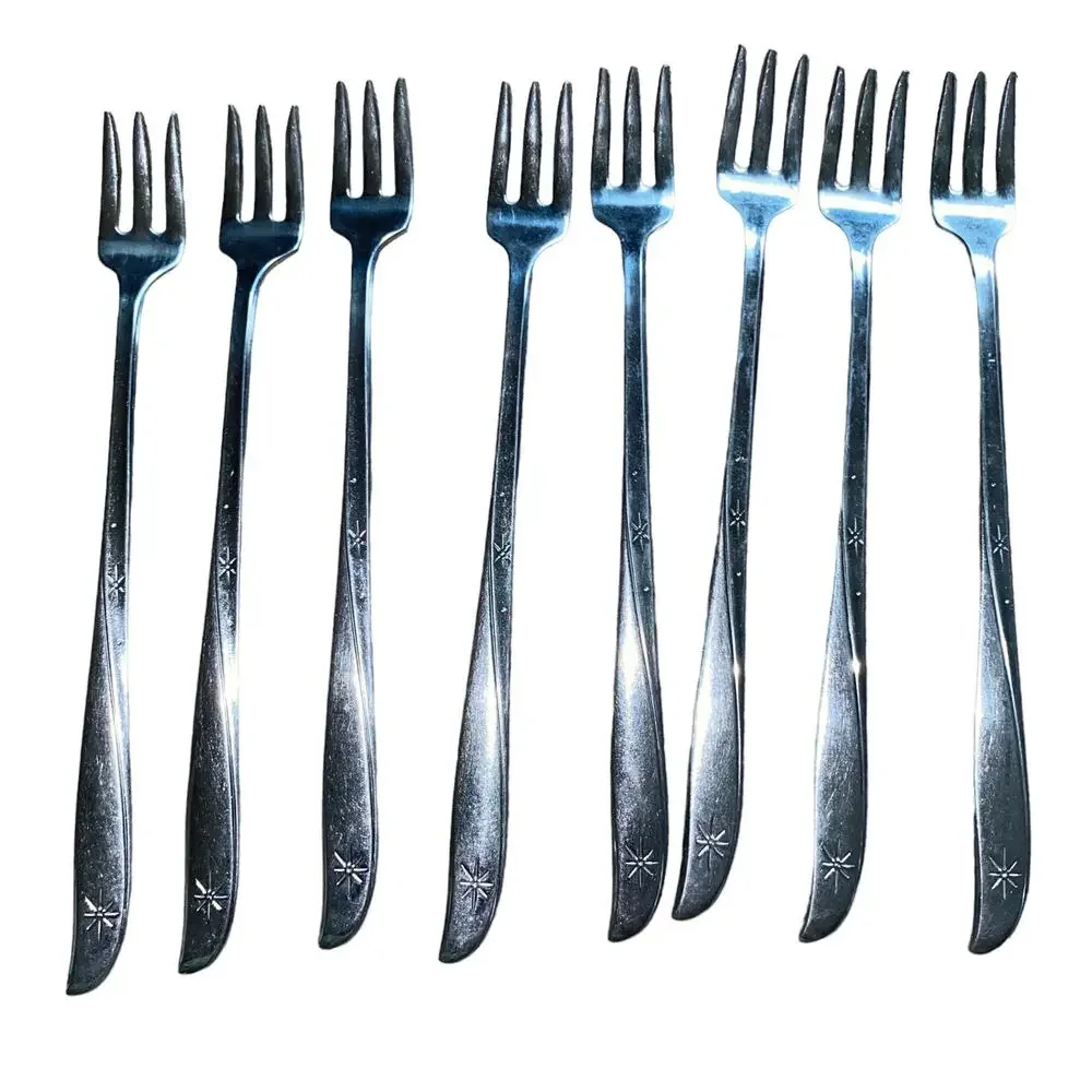 Oneida Vintage Stainless 8 piece long handled flatware cutlery spoon/fork set